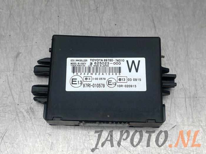 Używane Modul (rózne) Toyota iQ 1.0 12V VVT-i Cena € 26,20 Procedura marży oferowane przez Japoto Parts B.V.