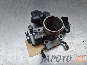 Usados Cuerpo de válvula de mariposa Kia Picanto (BA) 1.0 12V Precio € 50,00 Norma de margen ofrecido por Japoto Parts B.V.