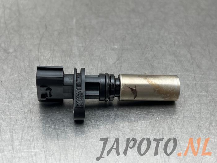 Begagnade Vevaxelsensor Toyota Yaris III (P13) 1.5 16V Hybrid Pris € 26,24 Marginaltabell erbjuds av Japoto Parts B.V.