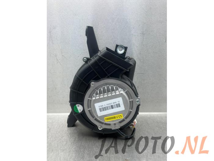 Używane Wentylator akumulatora Kia Niro I (DE) 1.6 GDI PHEV Cena € 104,95 Procedura marży oferowane przez Japoto Parts B.V.
