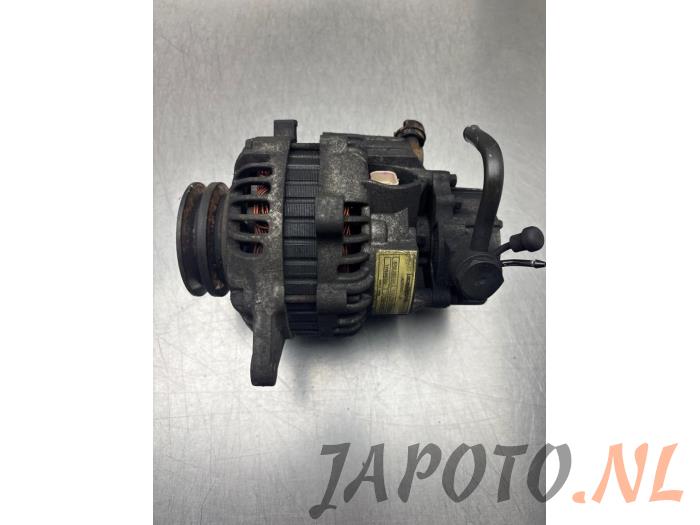 Gebrauchte Dynamo Hyundai H-1/H-200 2.5 Tdi Preis € 62,95 Margenregelung angeboten von Japoto Parts B.V.