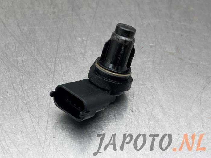 Begagnade Kamaxelsensor Kia Rio III (UB) 1.2 CVVT 16V Pris € 15,70 Marginaltabell erbjuds av Japoto Parts B.V.