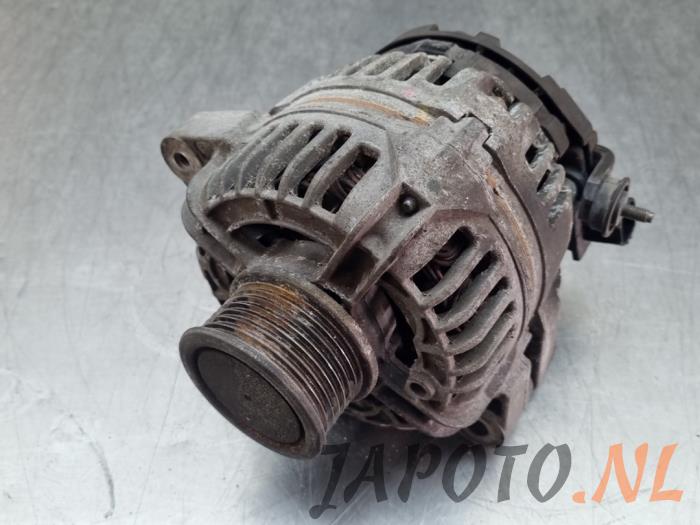Begagnade Dynamo Toyota Hilux IV 2.5 D4-D 16V Pris € 127,05 Inklusive moms erbjuds av Japoto Parts B.V.