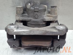 Gebrauchte Bremszange links vorne Nissan Juke (F16) 1.0 DIG-T 12V Preis € 99,95 Margenregelung angeboten von Japoto Parts B.V.