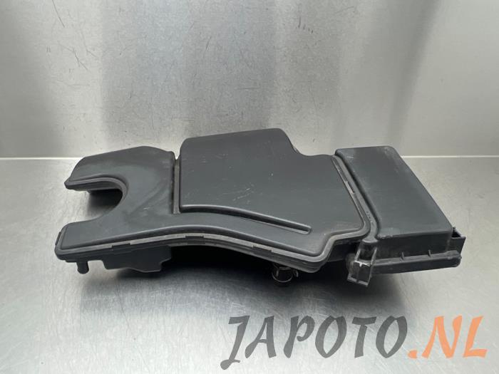 Begagnade Luftfilterhus Toyota Aygo (B40) 1.0 12V VVT-i Pris € 52,49 Marginaltabell erbjuds av Japoto Parts B.V.