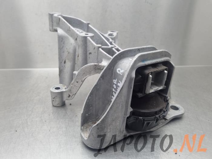 Used Engine mount Nissan Juke (F16) 1.0 DIG-T 12V Price € 26,20 Margin scheme offered by Japoto Parts B.V.