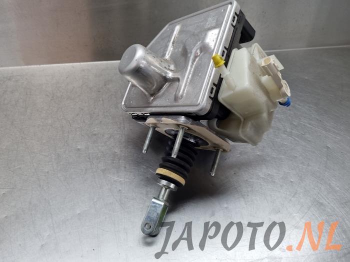 Usagé Bloc ABS Mazda 3 Sport (BP) 2.0 SkyActiv-X M Hybrid 16V Prix € 367,49 Règlement à la marge proposé par Japoto Parts B.V.