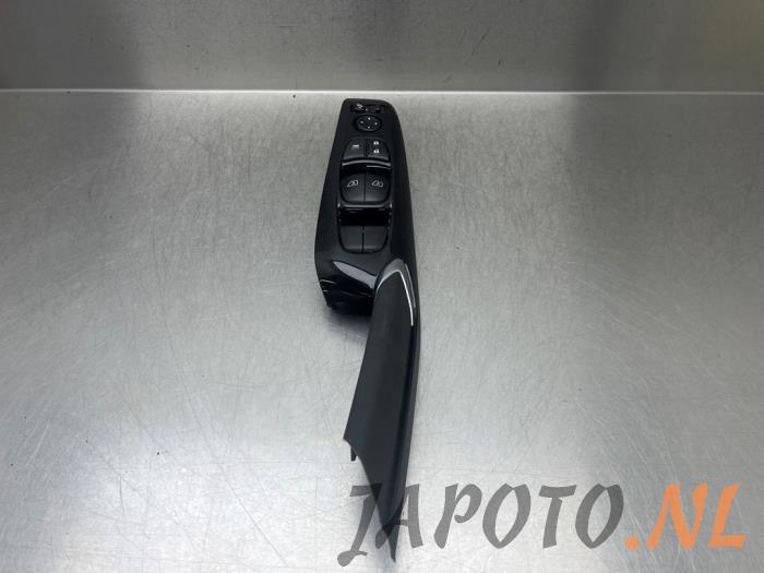 27f65f6b-d451-4c5f-b388-