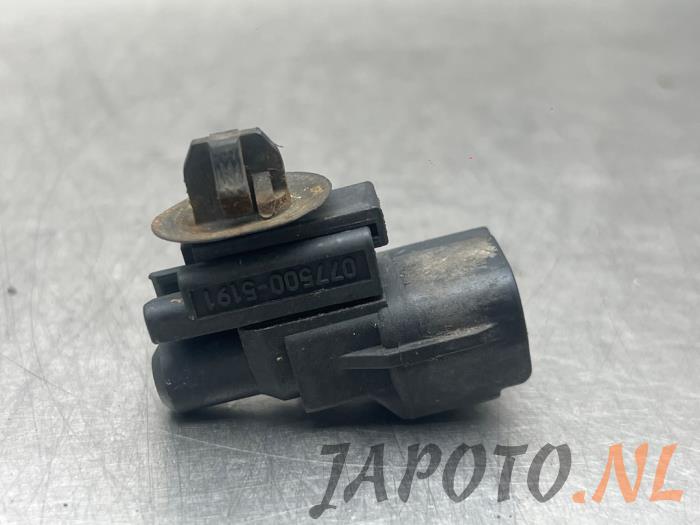 Begagnade Utetemperatursensor Toyota GT 86 (ZN) 2.0 16V Pris € 20,95 Marginaltabell erbjuds av Japoto Parts B.V.
