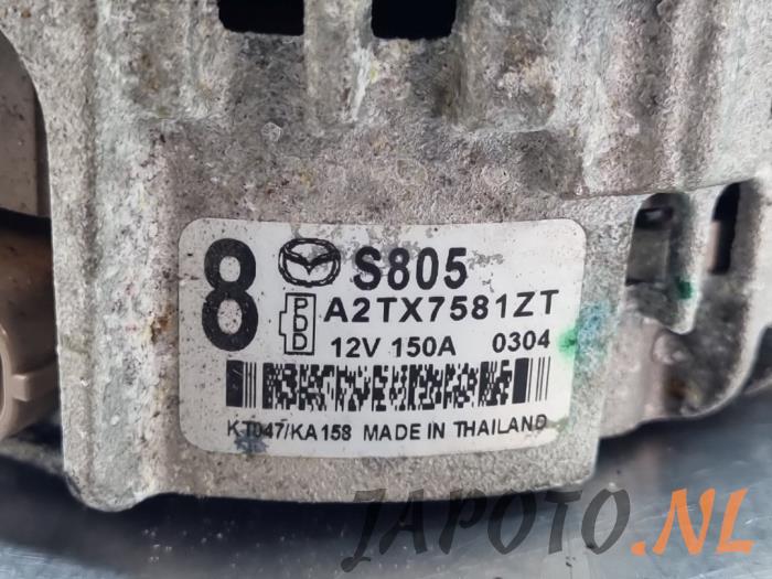 Dynamo van een Mazda CX-30 (DM) 1.8 Skyactiv D 116 16V 2021