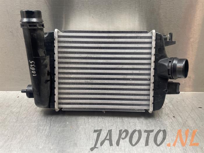 Usagé Echangeur air (Intercooler) Nissan Juke (F16) 1.0 DIG-T 12V Prix € 104,95 Règlement à la marge proposé par Japoto Parts B.V.