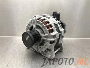 Usagé Dynamo Nissan Juke (F16) 1.0 DIG-T 12V Prix € 124,95 Règlement à la marge proposé par Japoto Parts B.V.