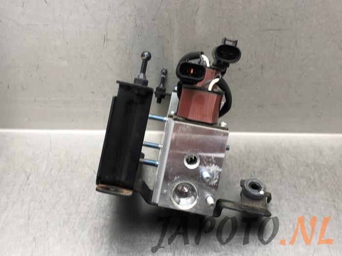 Begagnade Trycksensor, luftkonditionering Hyundai Ioniq EV Pris € 52,49 Marginaltabell erbjuds av Japoto Parts B.V.