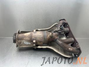 Used Exhaust manifold + catalyst Toyota Avensis Wagon (T25/B1E) 1.8 16V VVT-i Price € 199,95 Margin scheme offered by Japoto Parts B.V.