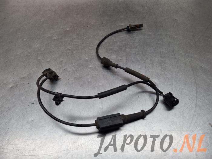 Begagnade ABS-sensor Mazda CX-30 (DM) 1.8 Skyactiv D 116 16V Pris € 36,70 Marginaltabell erbjuds av Japoto Parts B.V.