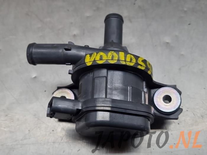 Begagnade Extra vattenpump Toyota Corolla (E21/EA1/EH1) 2.0 16V Hybrid Pris € 52,49 Marginaltabell erbjuds av Japoto Parts B.V.