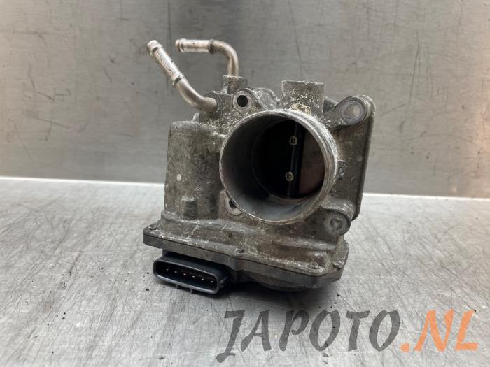 Gebrauchte Drosselklappengehäuse Toyota Corolla Verso (R10/11) 1.6 16V VVT-i Preis € 52,45 Margenregelung angeboten von Japoto Parts B.V.