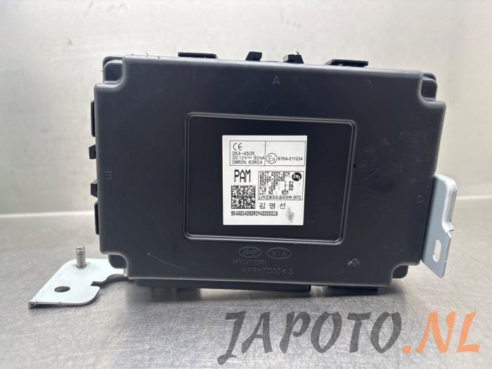 Used Body control computer Hyundai i30 (PDEB5/PDEBB/PDEBD/PDEBE) 1.0 T-GDI 12V Hybrid 48V Price € 103,95 Margin scheme offered by Japoto Parts B.V.