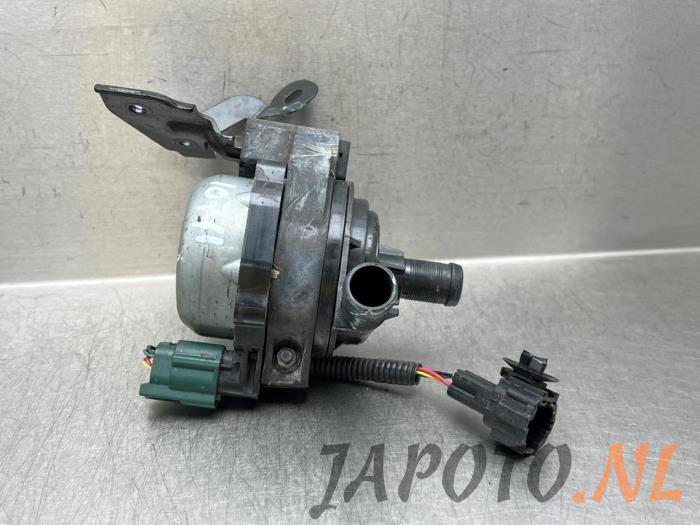 Gebrauchte Wasserpumpe Nissan Leaf (ZE1) 39/40kWh Preis € 103,95 Margenregelung angeboten von Japoto Parts B.V.