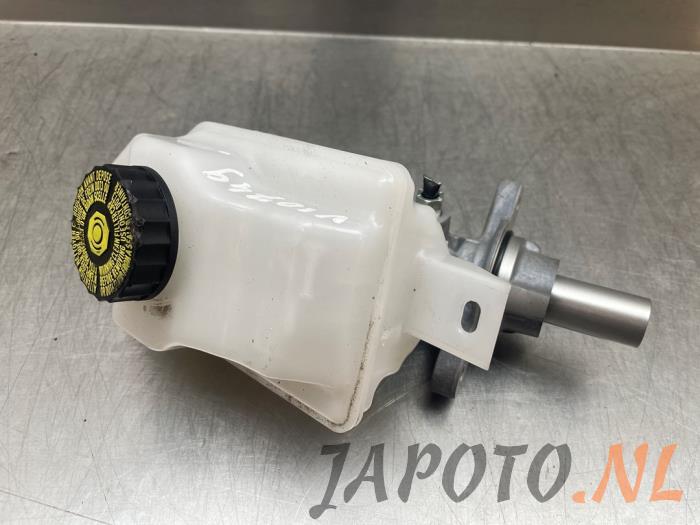 Used Master cylinder Toyota Yaris Cross (PB1/PJ1) 1.5 12V Hybrid 130 Price € 104,95 Margin scheme offered by Japoto Parts B.V.