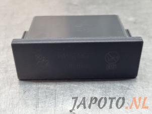 Gebrauchte Airbag Kontrolllampe Toyota Yaris Cross (PB1/PJ1) 1.5 12V Hybrid 130 Preis € 19,95 Margenregelung angeboten von Japoto Parts B.V.