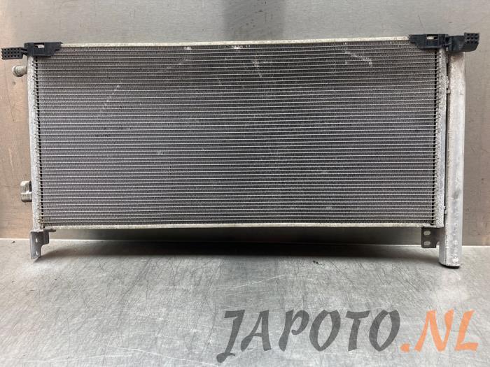 Usagé Radiateur clim Toyota RAV4 (A5) 2.5 Hybrid 16V AWD Prix € 104,95 Règlement à la marge proposé par Japoto Parts B.V.