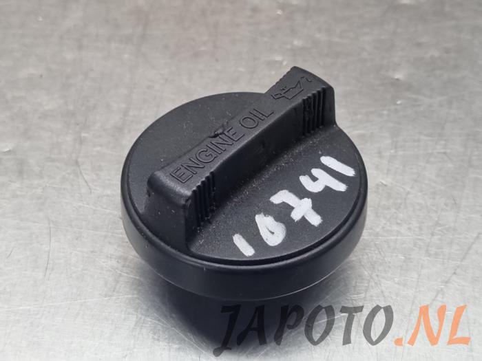 Gebrauchte Ölkappe Toyota Aygo (B40) 1.0 12V VVT-i Preis € 15,74 Margenregelung angeboten von Japoto Parts B.V.