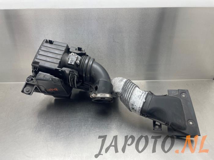 Begagnade Luftfilterhus Honda Jazz (GK/GP) 1.3 -i-VTEC 16V Pris € 78,70 Marginaltabell erbjuds av Japoto Parts B.V.