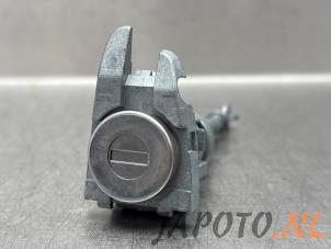 Ignition lock + computer from a Mazda CX-5 I (KE,GH) 2.2 Skyactiv D 150 16V 4WD 2014