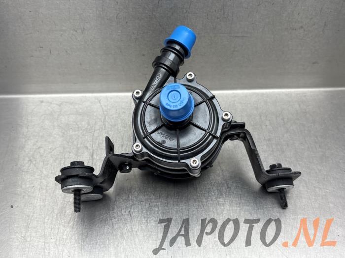 Usagé Pompe à eau Kia Niro II (SG2) 1.6 GDI Hybrid Prix € 104,95 Règlement à la marge proposé par Japoto Parts B.V.