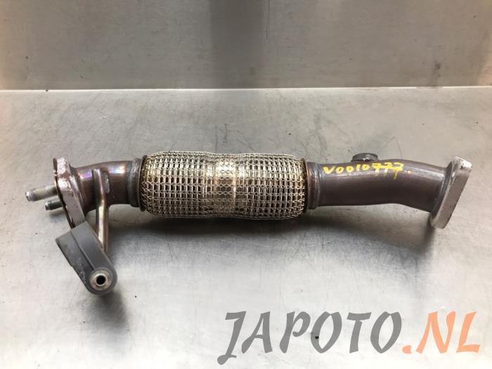 Used Exhaust front section Kia Niro II (SG2) 1.6 GDI Hybrid Price € 42,00 Margin scheme offered by Japoto Parts B.V.
