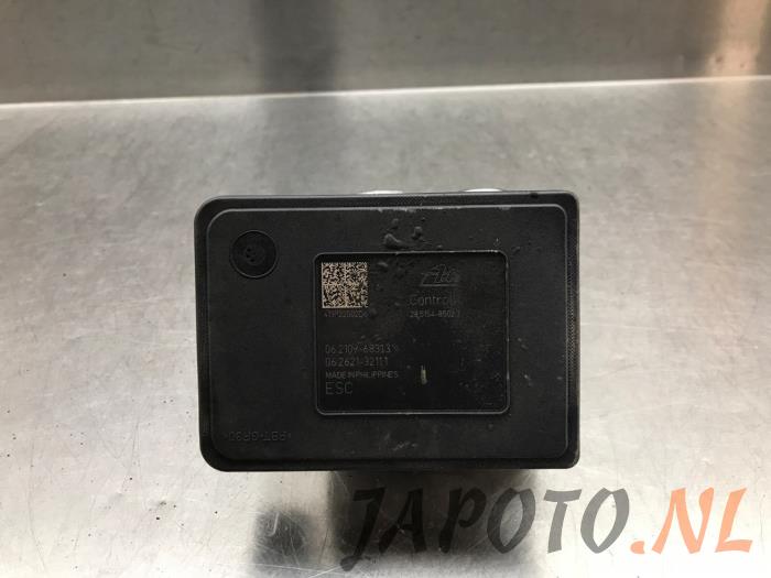 Usagé Bloc ABS Hyundai i10 (B5) 1.0 12V Prix € 131,20 Règlement à la marge proposé par Japoto Parts B.V.