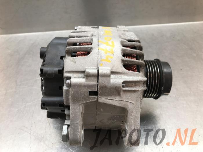 Used Dynamo Hyundai i30 (GDHB5) 1.6 GDI Blue 16V Price € 41,99 Margin scheme offered by Japoto Parts B.V.