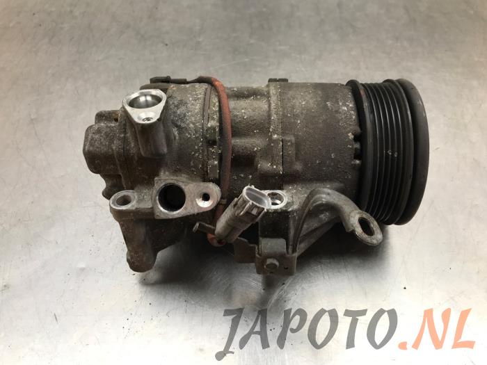 Usagé Compresseur de clim Toyota Urban Cruiser 1.33 Dual VVT-I 16V 2WD Prix € 131,20 Règlement à la marge proposé par Japoto Parts B.V.