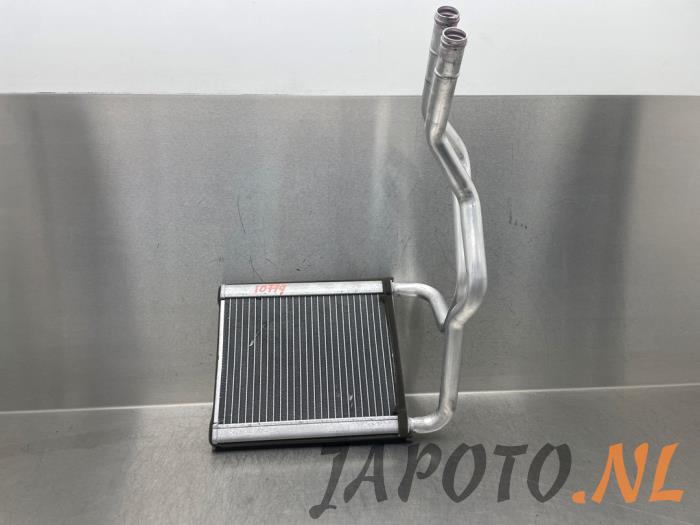 Używane Grzejnik Hyundai Bayon 1.0 T-GDI 12V Mild Hybrid 48V Cena € 78,70 Procedura marży oferowane przez Japoto Parts B.V.