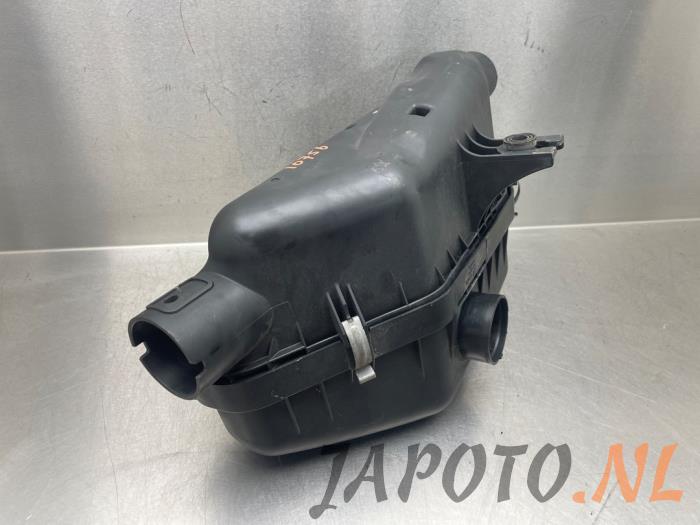Begagnade Luftfilterhus Chevrolet Spark (M300) 1.0 16V Bifuel Pris € 52,45 Marginaltabell erbjuds av Japoto Parts B.V.