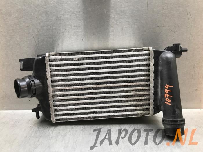 Usagé Intercooler Nissan Micra (K14) 0.9 IG-T 12V Prix € 52,45 Règlement à la marge proposé par Japoto Parts B.V.