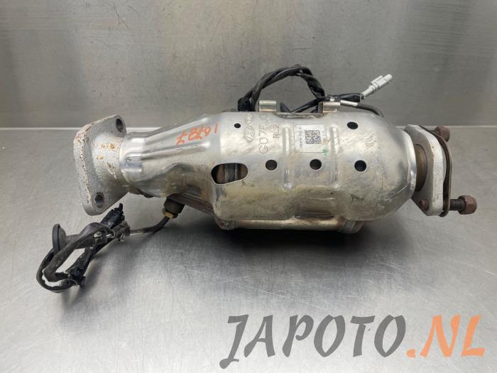 Usagé Catalyseur Hyundai i20 (BC3) 1.0 T-GDI 100 Mild Hybrid 48V 12V Prix € 262,45 Règlement à la marge proposé par Japoto Parts B.V.
