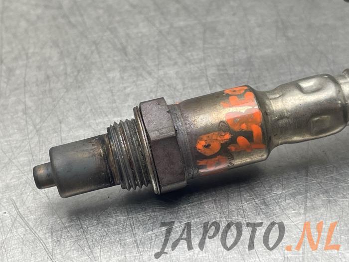 Sonde lambda d'un Hyundai i20 (BC3) 1.0 T-GDI 100 Mild Hybrid 48V 12V 2023