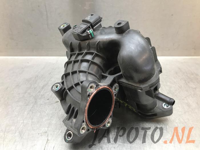 Używane Kolektor dolotowy Kia Rio IV (YB) 1.0i T-GDi 100 12V Cena € 104,95 Procedura marży oferowane przez Japoto Parts B.V.