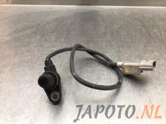 Begagnade Vevaxelsensor Kia Rio IV (YB) 1.0i T-GDi 100 12V Pris € 26,20 Marginaltabell erbjuds av Japoto Parts B.V.