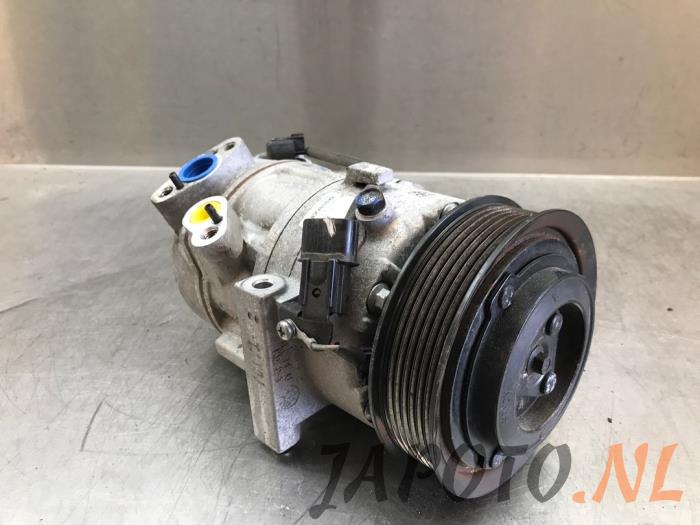 Usagé Compresseur de clim Hyundai Tucson (TL) 1.6 CRDi 16V 48V MHEV Prix € 157,45 Règlement à la marge proposé par Japoto Parts B.V.