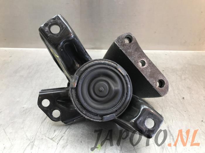 Used Engine mount Hyundai Tucson (TL) 1.6 CRDi 16V 48V MHEV Price € 20,99 Margin scheme offered by Japoto Parts B.V.
