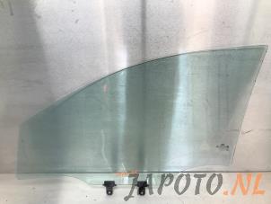 Usagé Vitre portière 4portes avant droite Kia Picanto (TA) 1.0 12V Prix € 39,95 Règlement à la marge proposé par Japoto Parts B.V.