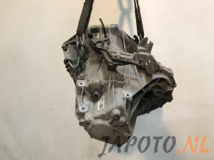 Getriebe van een Nissan Pulsar (C13) 1.5 dCi DPF 2015