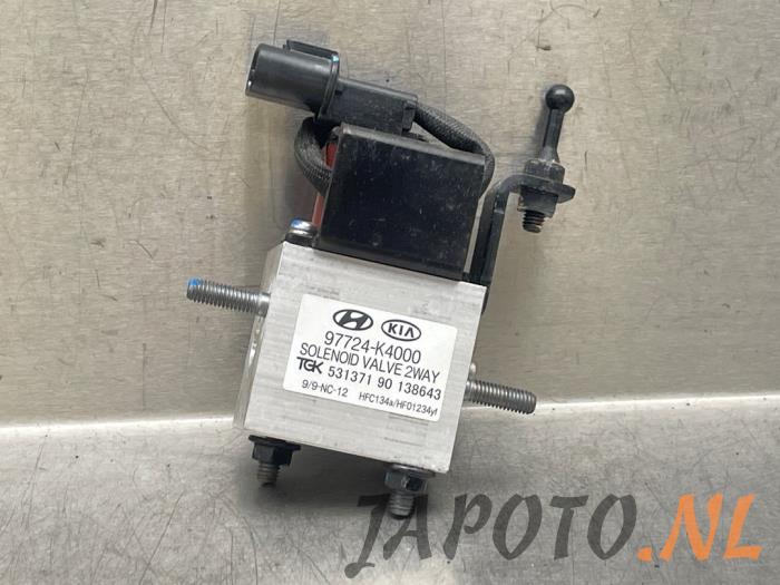 Begagnade Trycksensor, luftkonditionering Hyundai Kona (OS) 64 kWh Pris € 52,45 Marginaltabell erbjuds av Japoto Parts B.V.