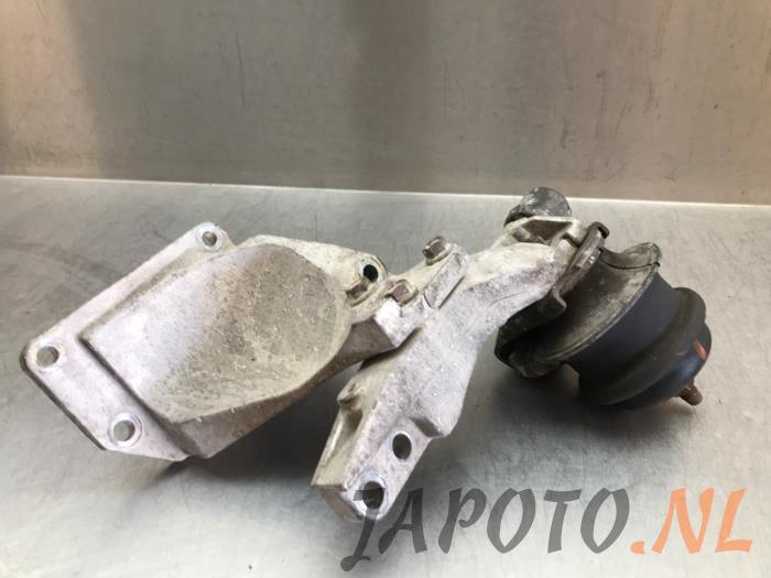 Used Engine mount Infiniti FX (S50) 35 3.5i 24V AWD Price € 36,70 Margin scheme offered by Japoto Parts B.V.