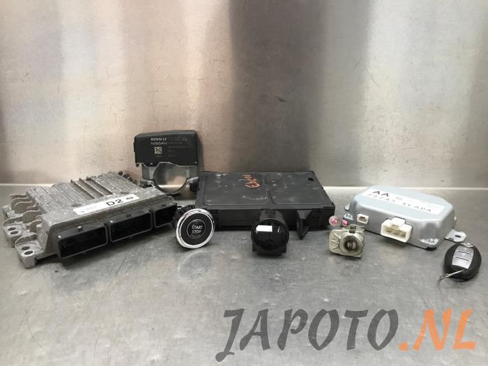 Used Ignition lock + computer Nissan Leaf (ZE1) 39/40kWh Price € 262,45 Margin scheme offered by Japoto Parts B.V.