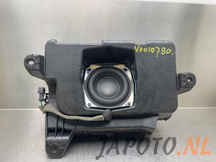 Używane Subwoofer Chevrolet Volt 1.4 16V Cena € 52,49 Procedura marży oferowane przez Japoto Parts B.V.
