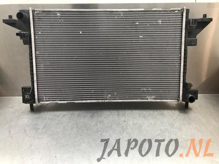 Usagé Radiateur Chevrolet Volt 1.4 16V Prix € 104,95 Règlement à la marge proposé par Japoto Parts B.V.